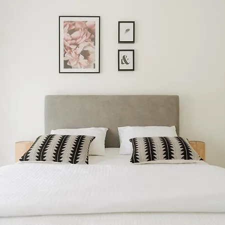 Boutique 莫斯塔尔